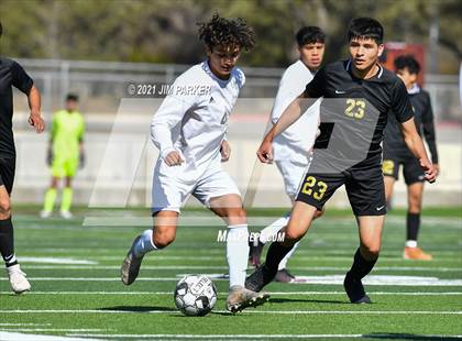 Thumbnail 1 in Victoria East vs. Seguin (Dripping Springs Invitational) photogallery.
