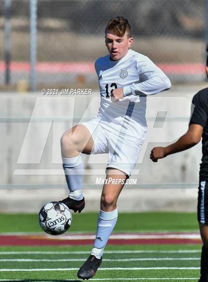 Thumbnail 3 in Victoria East vs. Seguin (Dripping Springs Invitational) photogallery.