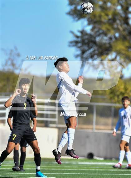 Thumbnail 3 in Victoria East vs. Seguin (Dripping Springs Invitational) photogallery.