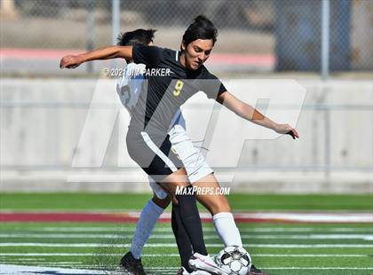 Thumbnail 2 in Victoria East vs. Seguin (Dripping Springs Invitational) photogallery.