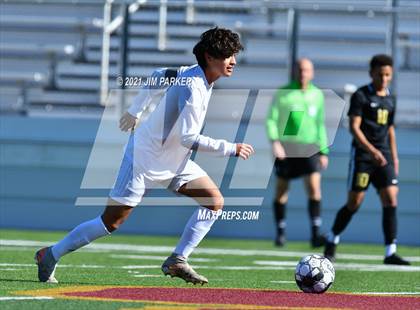 Thumbnail 3 in Victoria East vs. Seguin (Dripping Springs Invitational) photogallery.