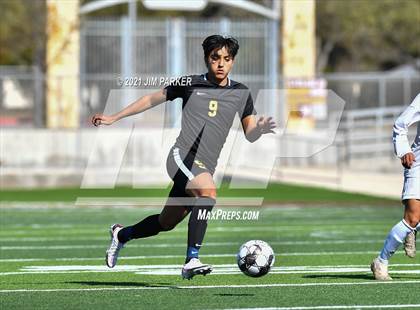 Thumbnail 1 in Victoria East vs. Seguin (Dripping Springs Invitational) photogallery.