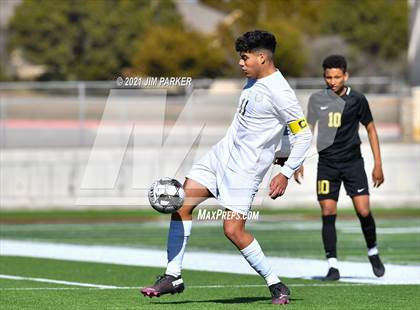 Thumbnail 3 in Victoria East vs. Seguin (Dripping Springs Invitational) photogallery.