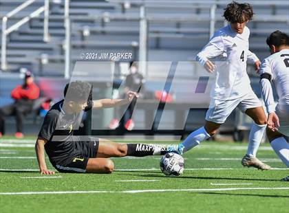 Thumbnail 1 in Victoria East vs. Seguin (Dripping Springs Invitational) photogallery.