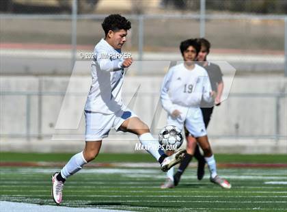 Thumbnail 3 in Victoria East vs. Seguin (Dripping Springs Invitational) photogallery.