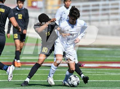 Thumbnail 1 in Victoria East vs. Seguin (Dripping Springs Invitational) photogallery.