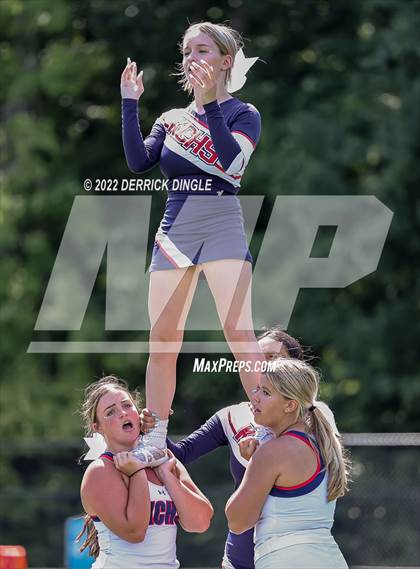 Thumbnail 3 in Kennedy Catholic photogallery.