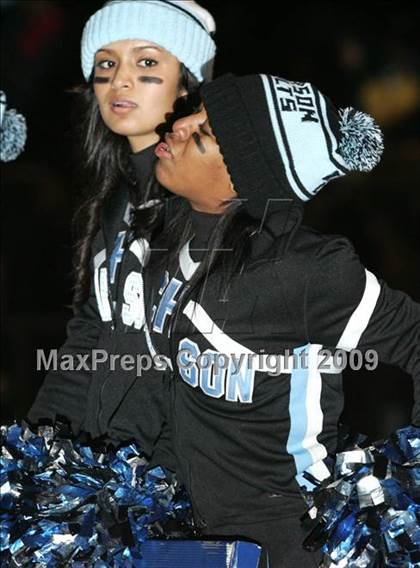 Thumbnail 3 in Narbonne vs Carson (CIF LA City Section Playoffs) photogallery.