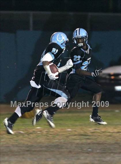 Thumbnail 2 in Narbonne vs Carson (CIF LA City Section Playoffs) photogallery.
