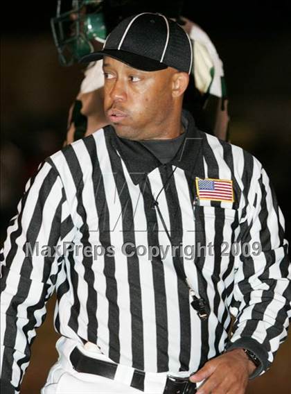 Thumbnail 2 in Narbonne vs Carson (CIF LA City Section Playoffs) photogallery.