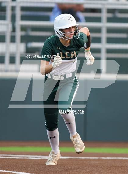 Thumbnail 2 in Livingston @ Little Cypress-Mauriceville photogallery.