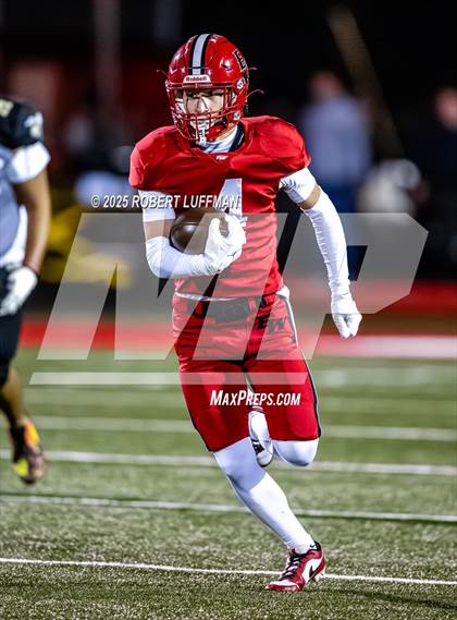 Thumbnail 1 in Hayesville @ East Wilkes (NCHSAA 2A Round 2) photogallery.