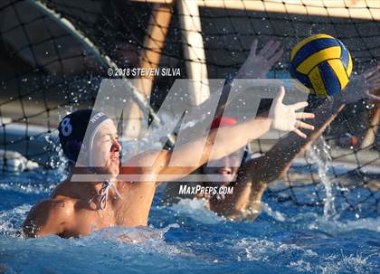 Thumbnail 1 in Bishop's vs. Newport Harbor (CIF SoCal Regional D1 Semifinal) photogallery.