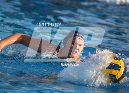Thumbnail 2 in Bishop's vs. Newport Harbor (CIF SoCal Regional D1 Semifinal) photogallery.