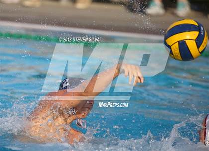 Thumbnail 2 in Bishop's vs. Newport Harbor (CIF SoCal Regional D1 Semifinal) photogallery.