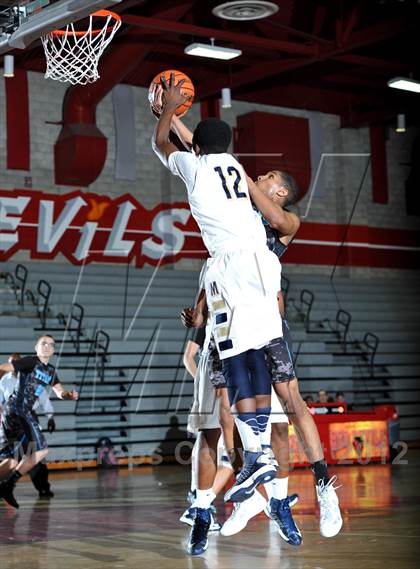 Thumbnail 2 in Morse Vs Eastlake (Xtreme Glass Invitational) photogallery.