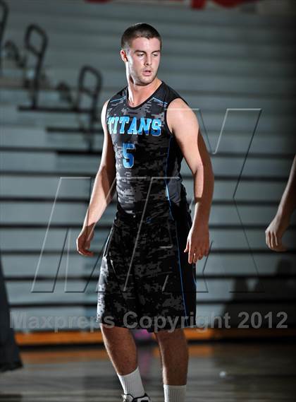 Thumbnail 1 in Morse Vs Eastlake (Xtreme Glass Invitational) photogallery.