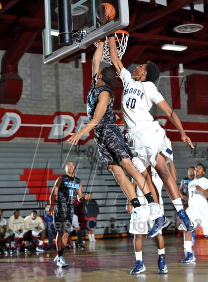 Thumbnail 2 in Morse Vs Eastlake (Xtreme Glass Invitational) photogallery.