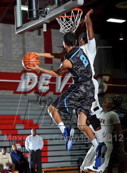 Thumbnail 2 in Morse Vs Eastlake (Xtreme Glass Invitational) photogallery.