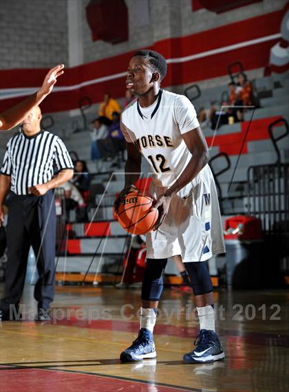 Thumbnail 3 in Morse Vs Eastlake (Xtreme Glass Invitational) photogallery.