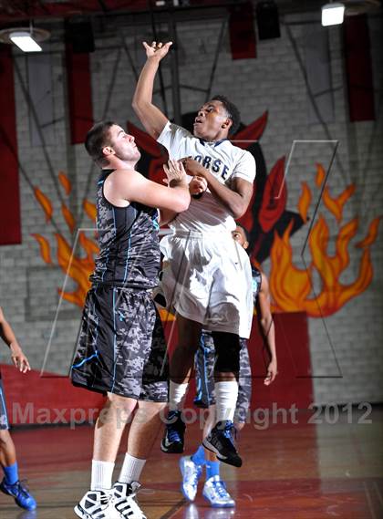 Thumbnail 3 in Morse Vs Eastlake (Xtreme Glass Invitational) photogallery.