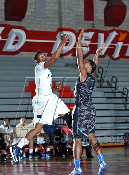 Thumbnail 1 in Morse Vs Eastlake (Xtreme Glass Invitational) photogallery.