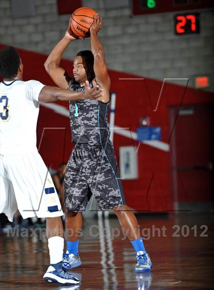 Thumbnail 2 in Morse Vs Eastlake (Xtreme Glass Invitational) photogallery.