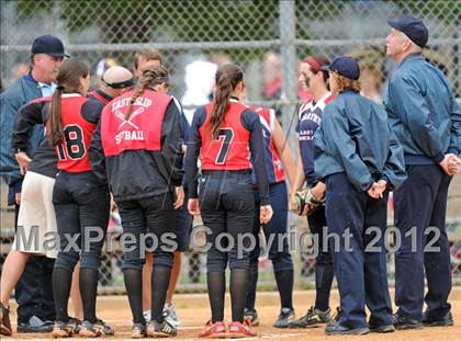 Thumbnail 1 in East Islip vs MacArthur (NYSPHSAA Class AA Regional Final) photogallery.