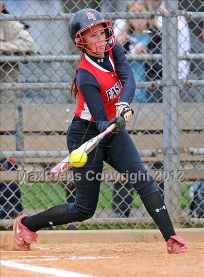 Thumbnail 2 in East Islip vs MacArthur (NYSPHSAA Class AA Regional Final) photogallery.