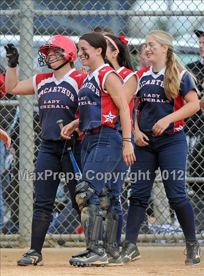 Thumbnail 1 in East Islip vs MacArthur (NYSPHSAA Class AA Regional Final) photogallery.