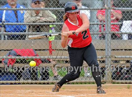 Thumbnail 2 in East Islip vs MacArthur (NYSPHSAA Class AA Regional Final) photogallery.