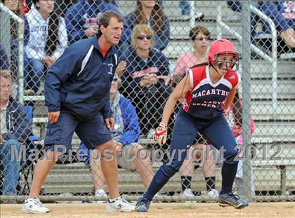 Thumbnail 3 in East Islip vs MacArthur (NYSPHSAA Class AA Regional Final) photogallery.
