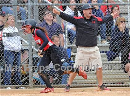 Thumbnail 2 in East Islip vs MacArthur (NYSPHSAA Class AA Regional Final) photogallery.