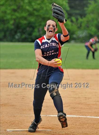 Thumbnail 2 in East Islip vs MacArthur (NYSPHSAA Class AA Regional Final) photogallery.
