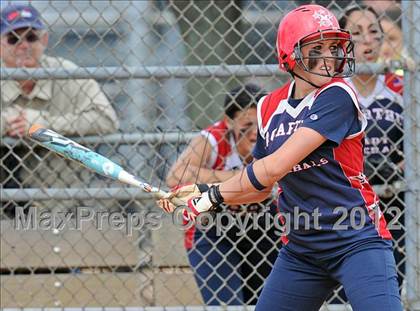 Thumbnail 3 in East Islip vs MacArthur (NYSPHSAA Class AA Regional Final) photogallery.