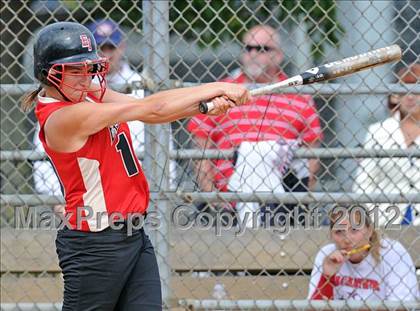 Thumbnail 2 in East Islip vs MacArthur (NYSPHSAA Class AA Regional Final) photogallery.