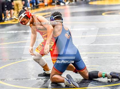 Thumbnail 2 in Shawnee Mission West Invitational photogallery.