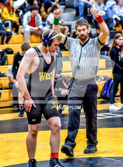 Thumbnail 3 in Shawnee Mission West Invitational photogallery.
