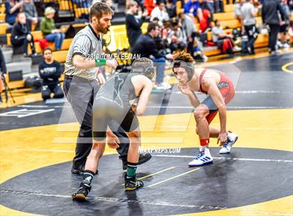 Thumbnail 1 in Shawnee Mission West Invitational photogallery.