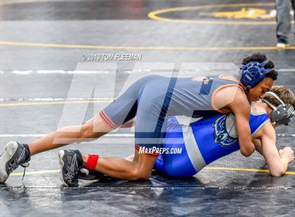 Thumbnail 1 in Shawnee Mission West Invitational photogallery.
