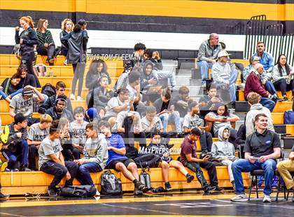 Thumbnail 3 in Shawnee Mission West Invitational photogallery.