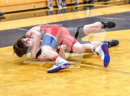 Thumbnail 3 in Shawnee Mission West Invitational photogallery.