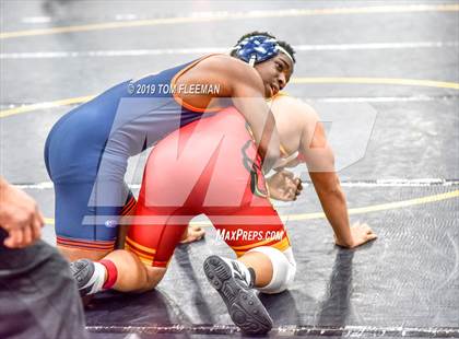 Thumbnail 3 in Shawnee Mission West Invitational photogallery.