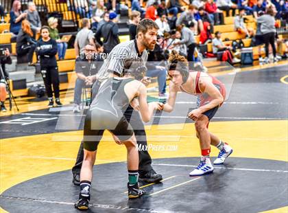 Thumbnail 2 in Shawnee Mission West Invitational photogallery.
