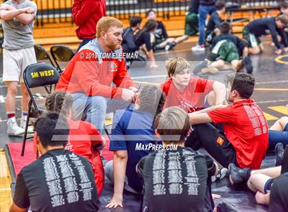 Thumbnail 2 in Shawnee Mission West Invitational photogallery.