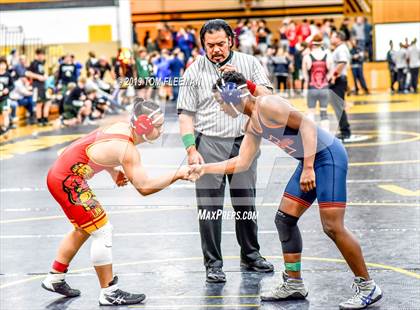 Thumbnail 1 in Shawnee Mission West Invitational photogallery.