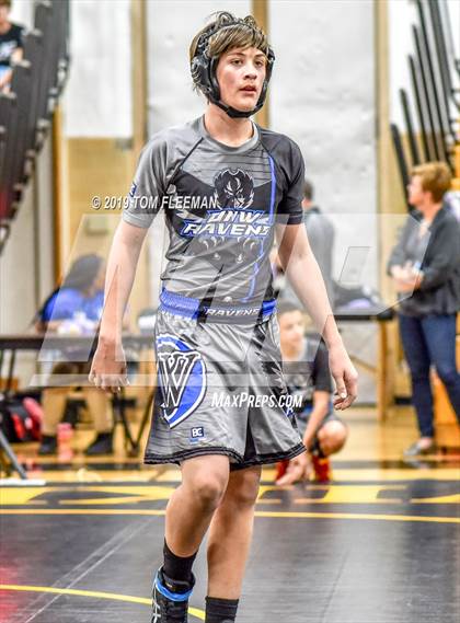 Thumbnail 1 in Shawnee Mission West Invitational photogallery.