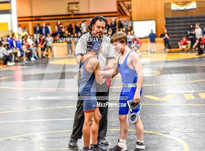 Thumbnail 3 in Shawnee Mission West Invitational photogallery.