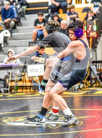 Thumbnail 3 in Shawnee Mission West Invitational photogallery.