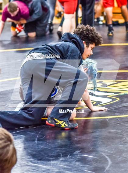 Thumbnail 3 in Shawnee Mission West Invitational photogallery.